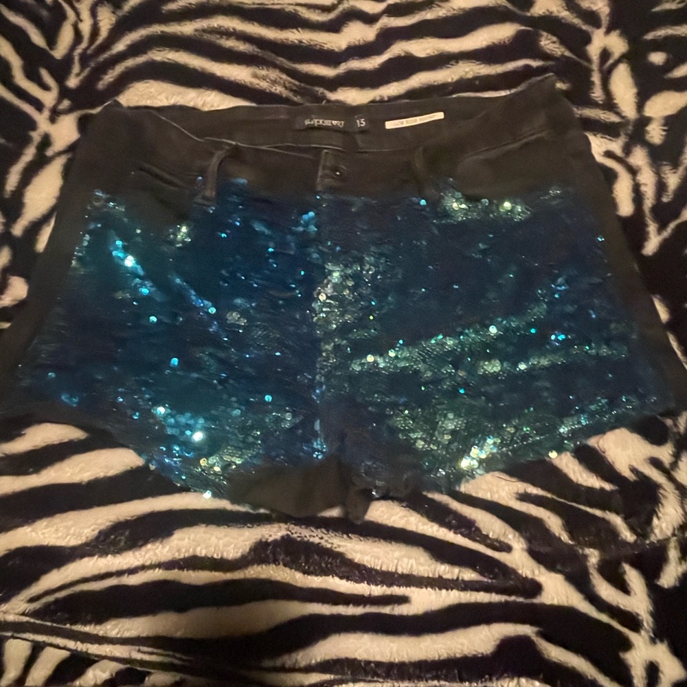 Sequence shorts